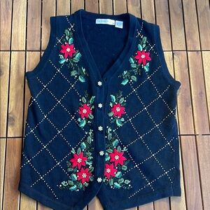 Victoria Jones Christmas Pointsettia beaded sweater vest small